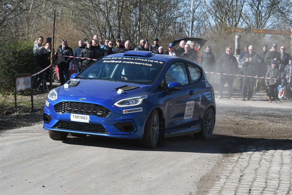 Kenneth Kolbe og Margit Hansen fra Slagelse benyttede weekenden til at få testet deres rappe Ford Fiesta Rally 4.
(Foto: Morten Dam/Specialpressen)